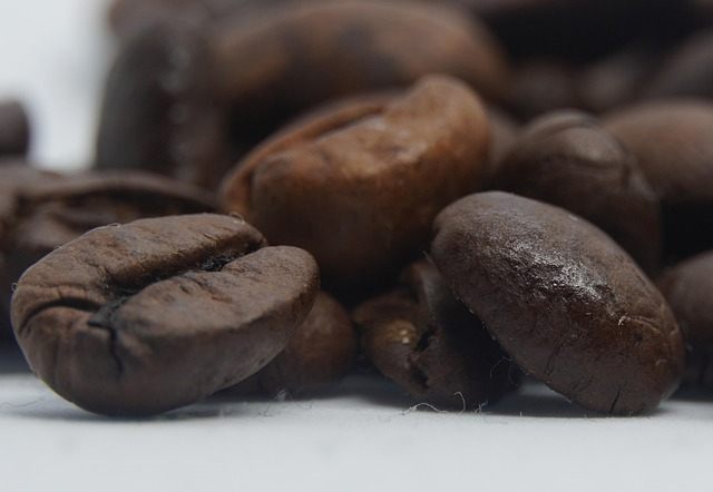grains de café torréfiés